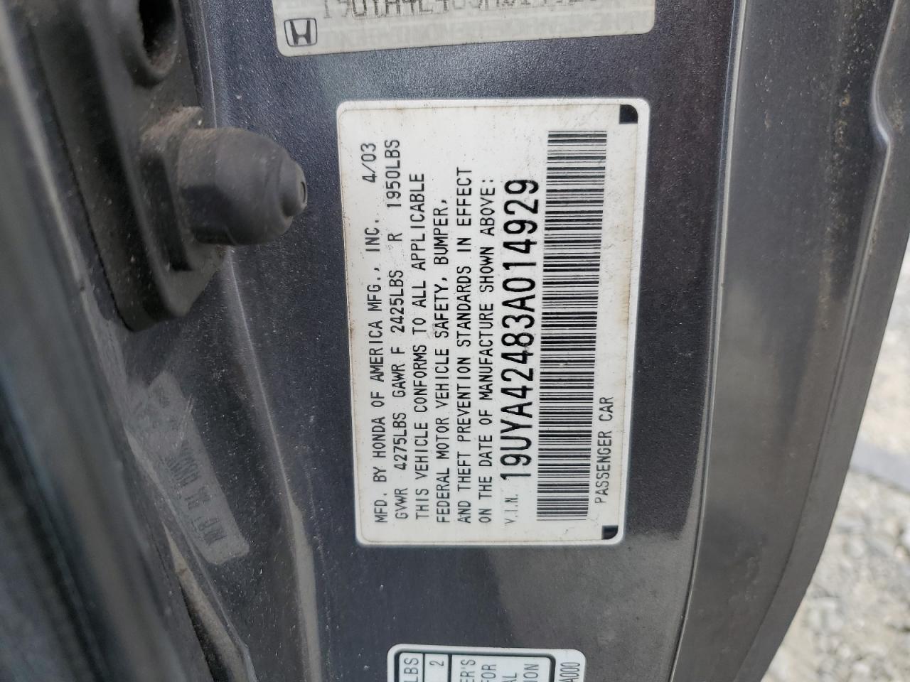 Photo 11 VIN: 19UYA42483A014929 - ACURA CL 