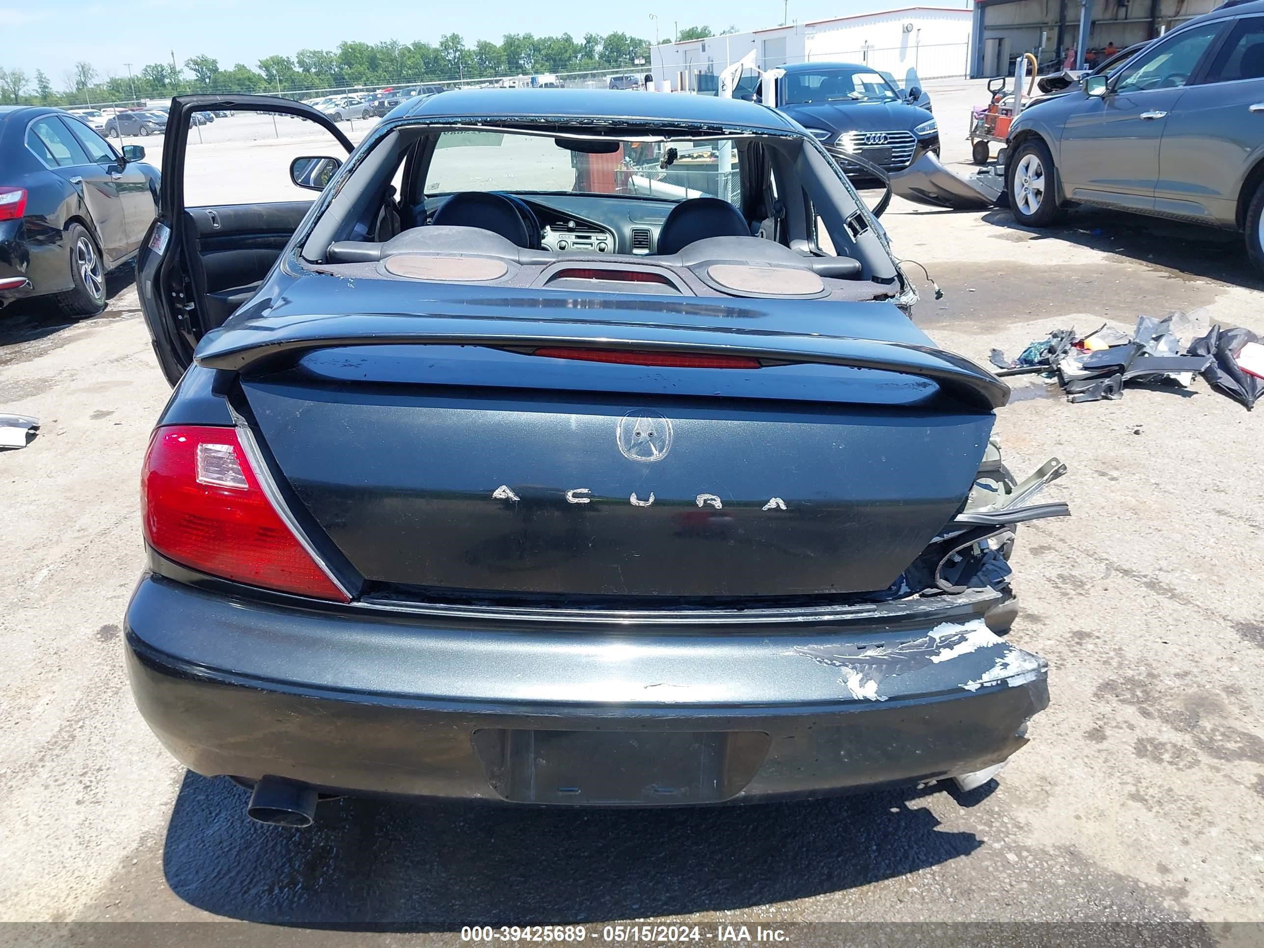 Photo 15 VIN: 19UYA42671A025256 - ACURA CL 