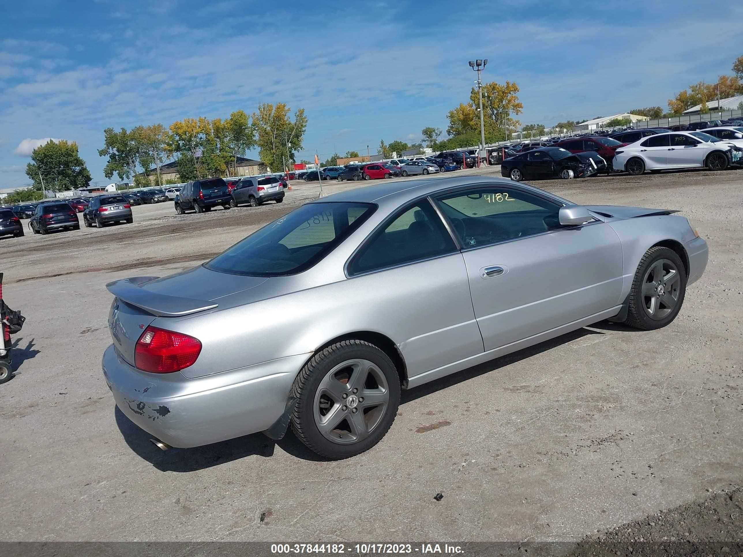 Photo 3 VIN: 19UYA42692A000666 - ACURA CL 