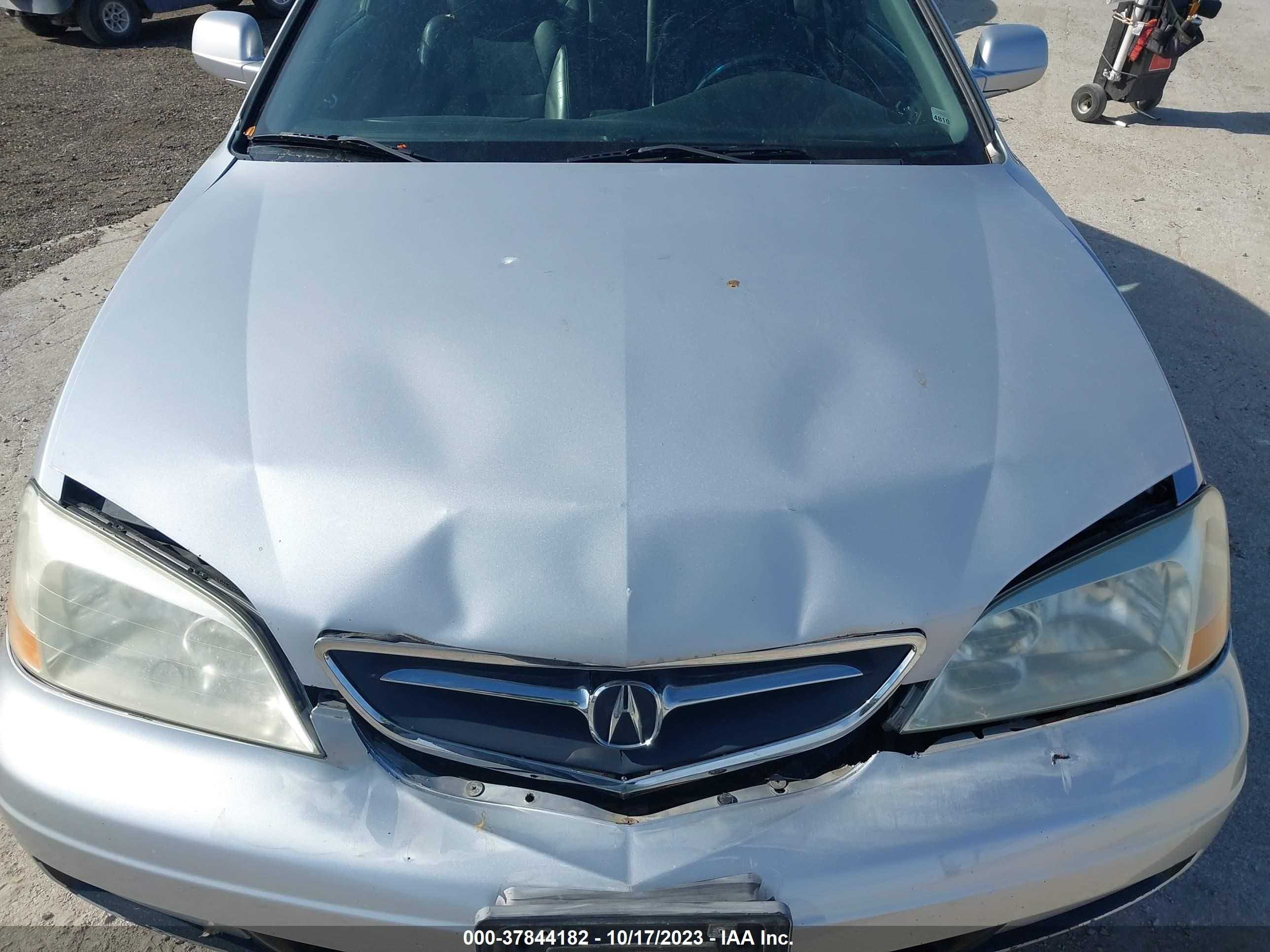 Photo 9 VIN: 19UYA42692A000666 - ACURA CL 