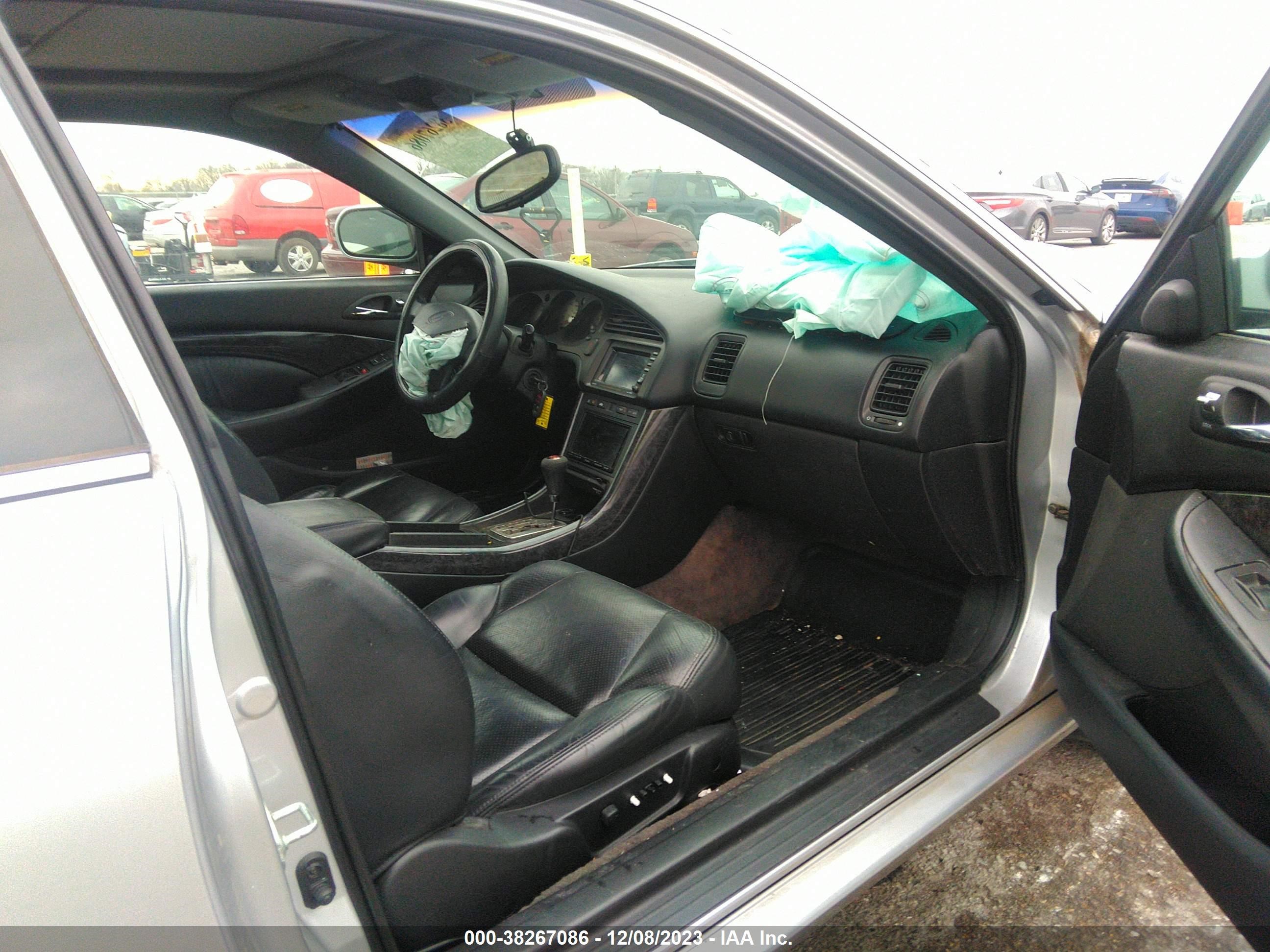 Photo 4 VIN: 19UYA42751A014975 - ACURA CL 