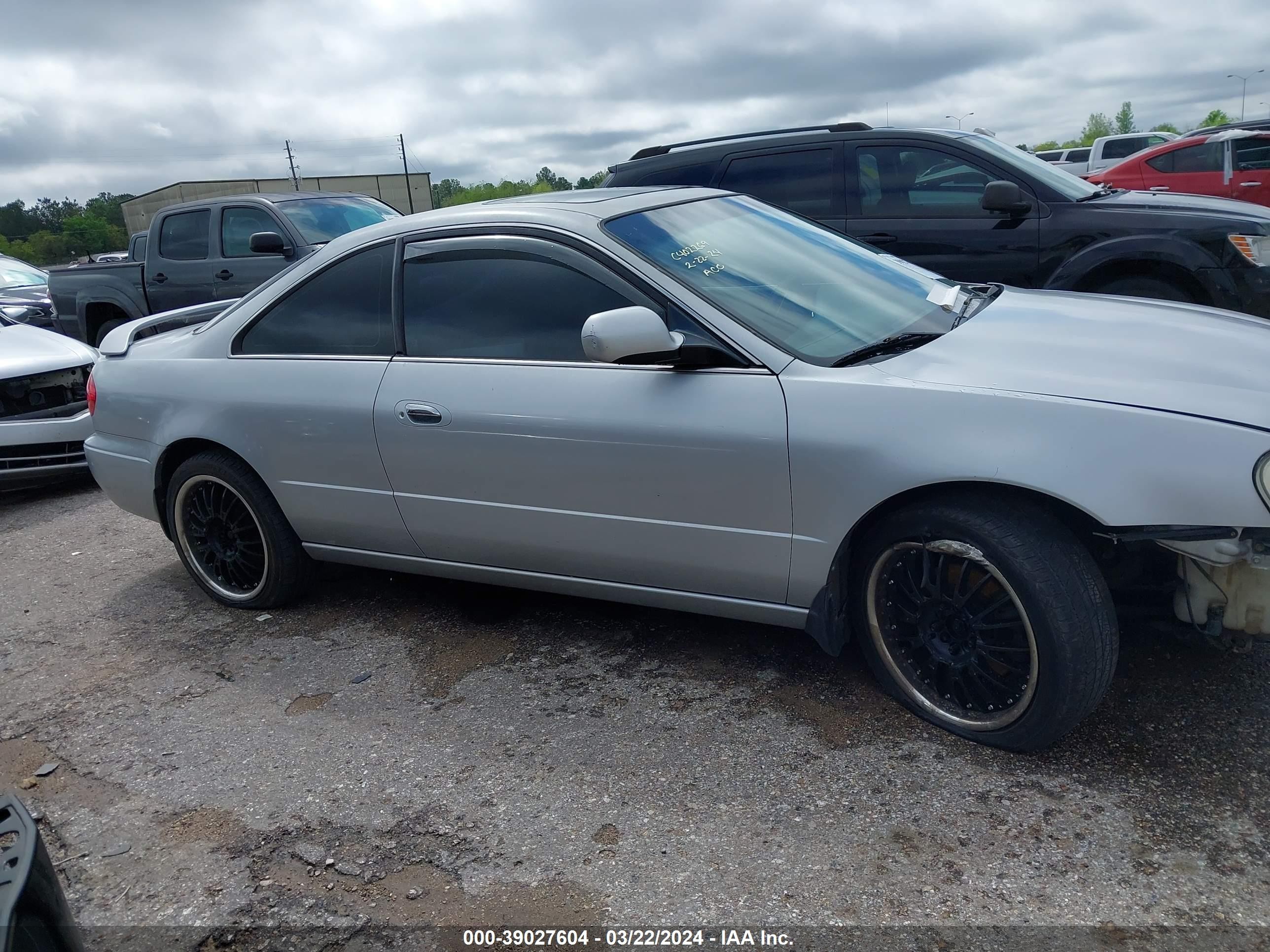 Photo 12 VIN: 19UYA42771A018669 - ACURA CL 