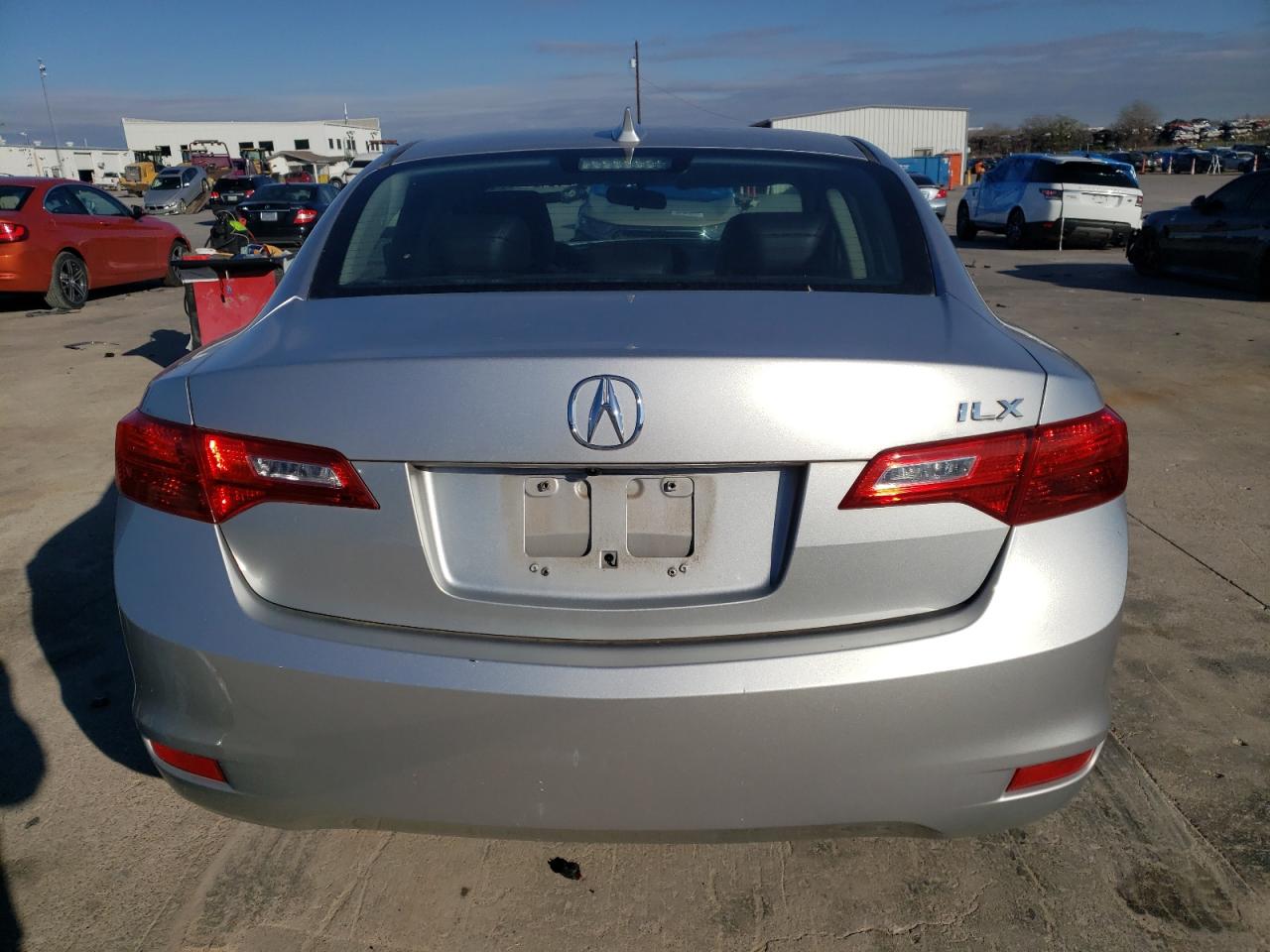 Photo 5 VIN: 19VDE1F30EE000128 - ACURA ILX 