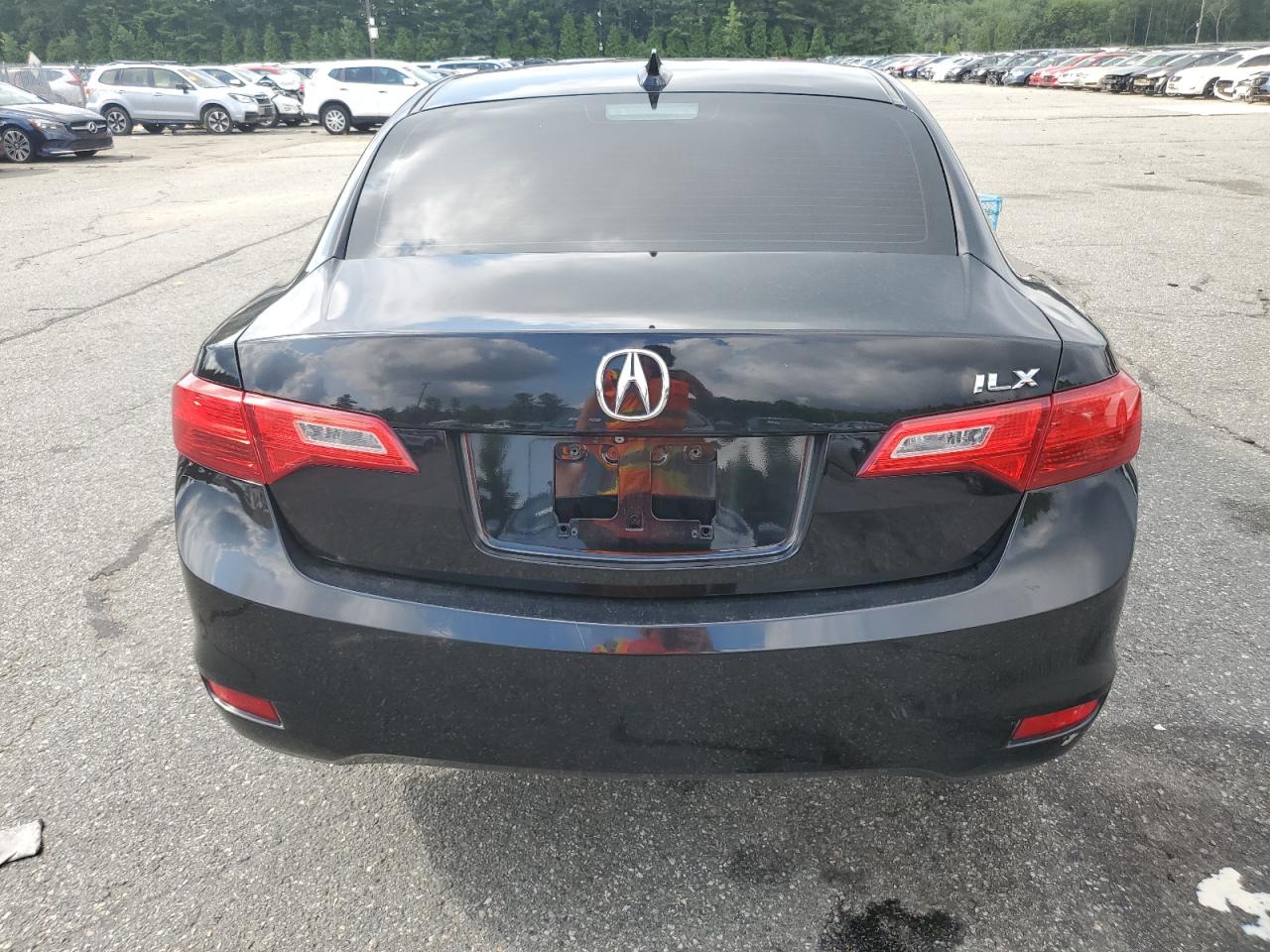 Photo 5 VIN: 19VDE1F30FE003662 - ACURA ILX 