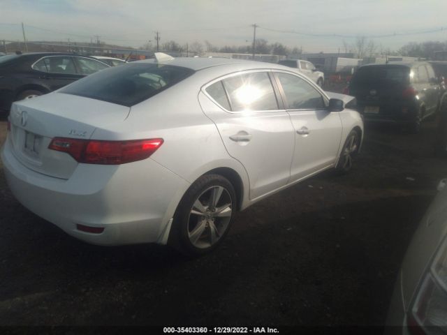 Photo 3 VIN: 19VDE1F30FE008635 - ACURA ILX 