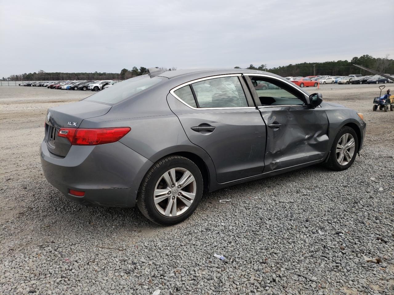 Photo 2 VIN: 19VDE1F31DE004073 - ACURA ILX 