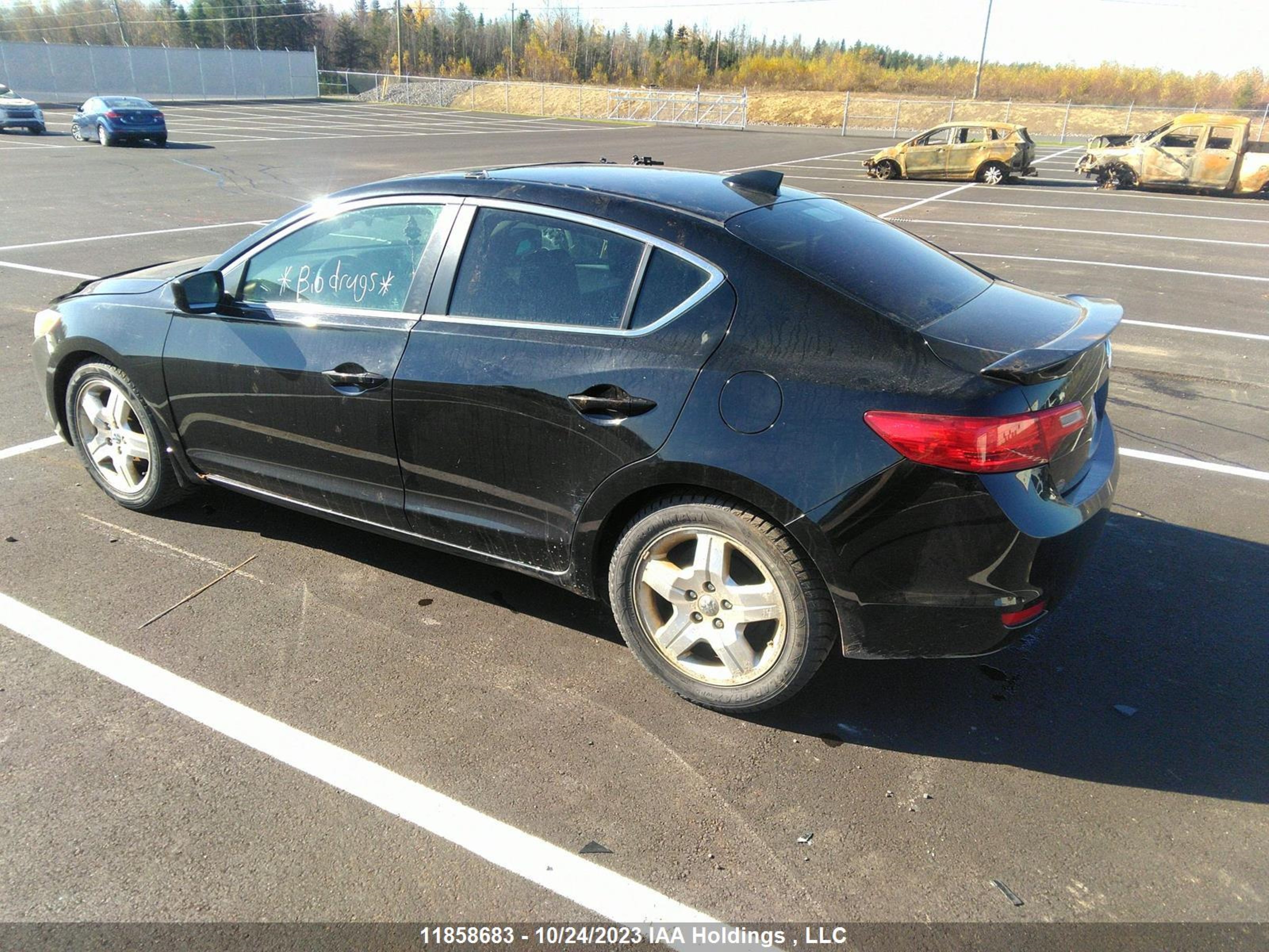 Photo 2 VIN: 19VDE1F31DE403789 - ACURA ILX 