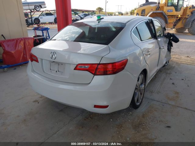 Photo 3 VIN: 19VDE1F31EE001126 - ACURA ILX 