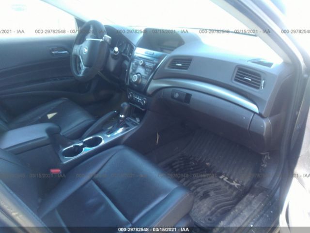 Photo 4 VIN: 19VDE1F31EE011980 - ACURA ILX 