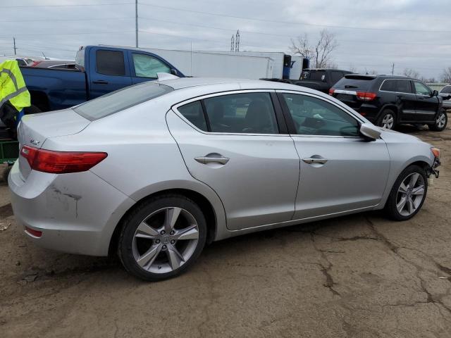 Photo 2 VIN: 19VDE1F31FE002567 - ACURA ILX 