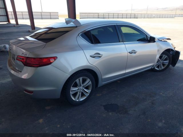 Photo 3 VIN: 19VDE1F32DE021058 - ACURA ILX 