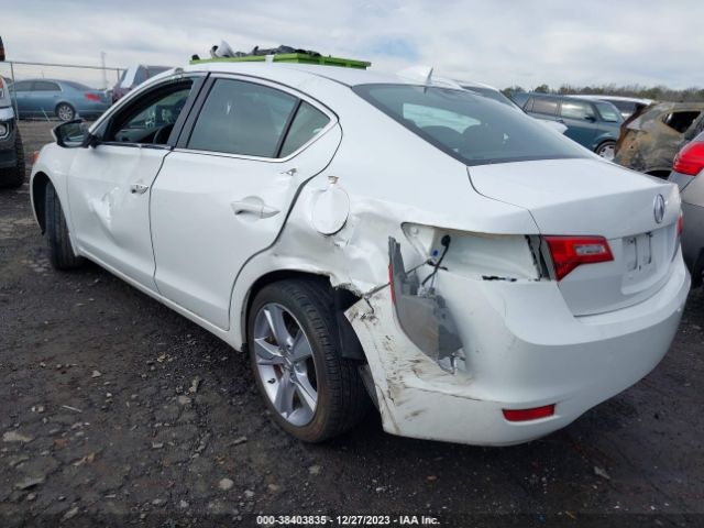 Photo 2 VIN: 19VDE1F32EE008067 - ACURA ILX 