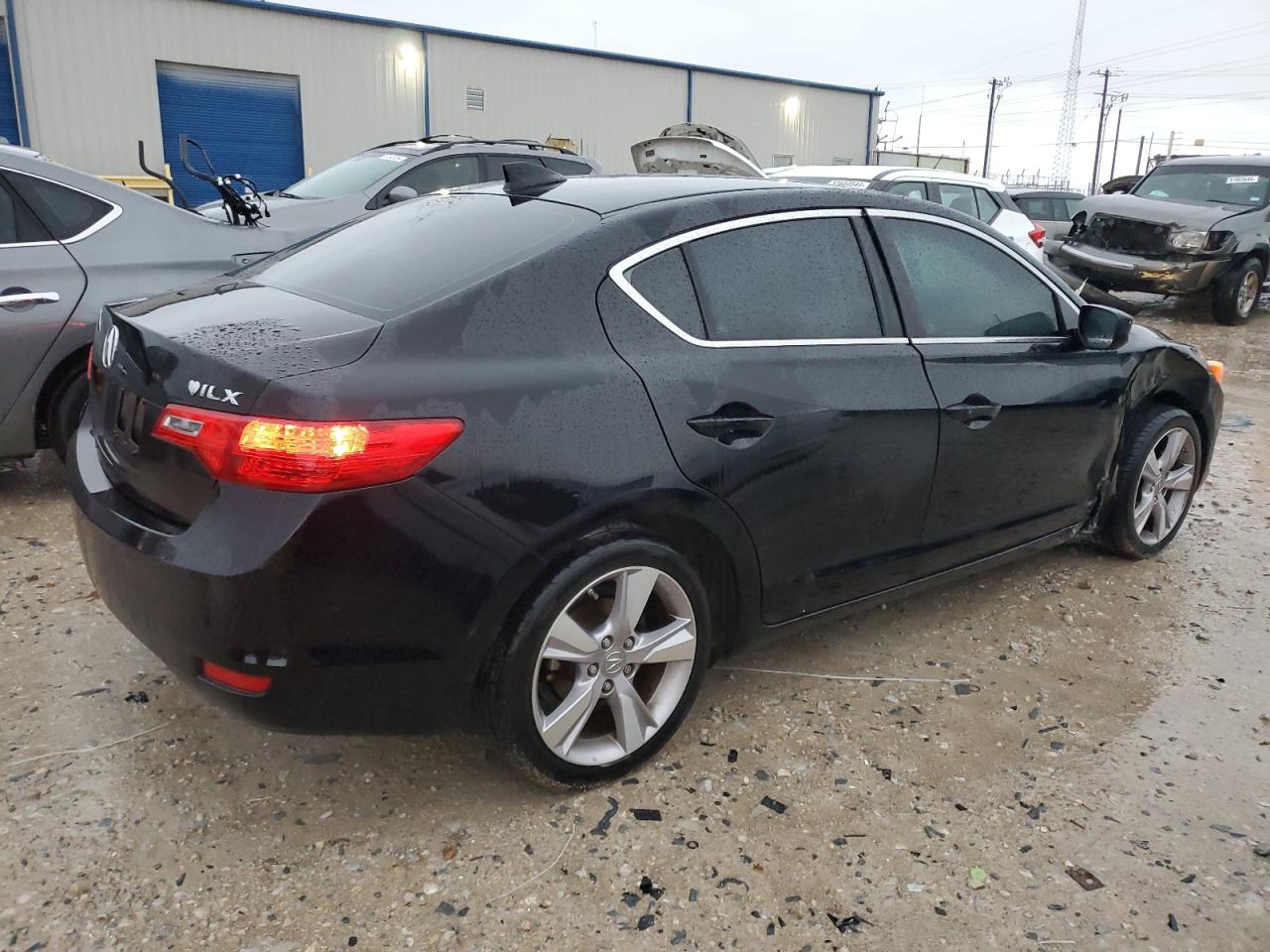 Photo 2 VIN: 19VDE1F33EE010233 - ACURA ILX 