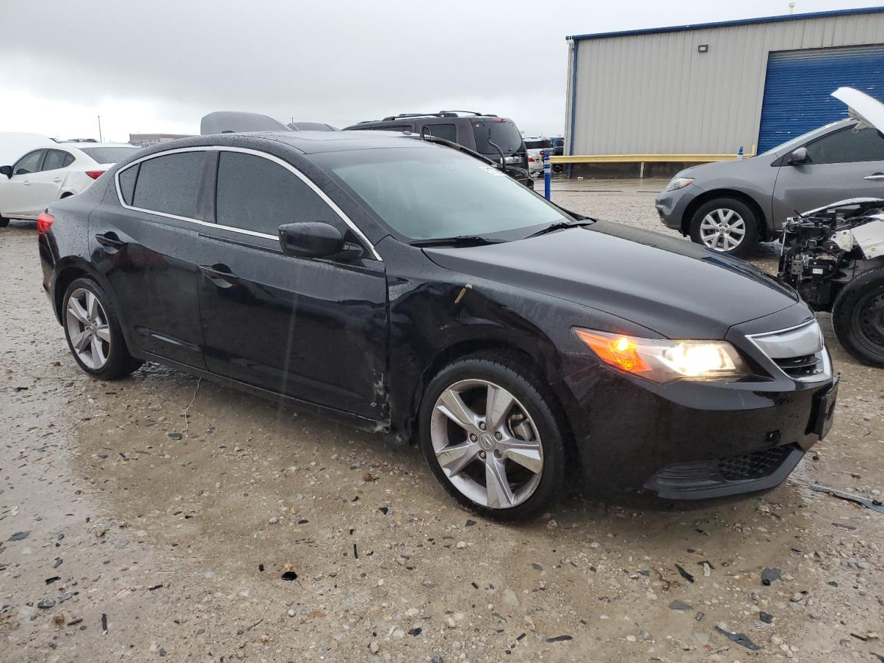 Photo 3 VIN: 19VDE1F33EE010233 - ACURA ILX 