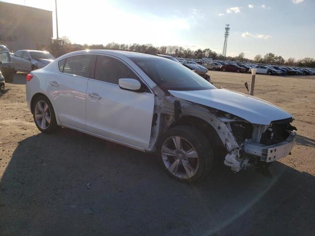 Photo 3 VIN: 19VDE1F33EE010636 - ACURA ILX 