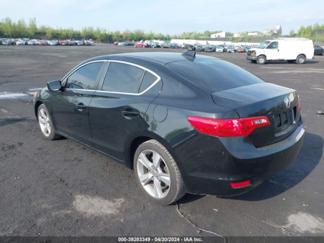 Photo 2 VIN: 19VDE1F33EE012497 - ACURA ILX 