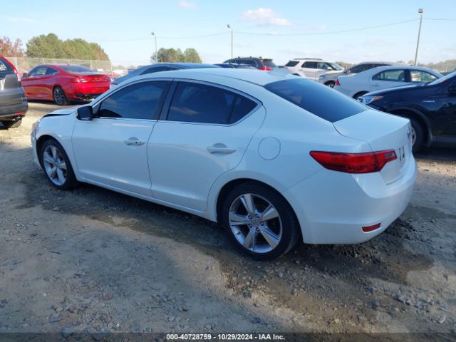 Photo 2 VIN: 19VDE1F33FE000397 - ACURA ILX 