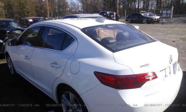 Photo 2 VIN: 19VDE1F33FE001002 - ACURA ILX 