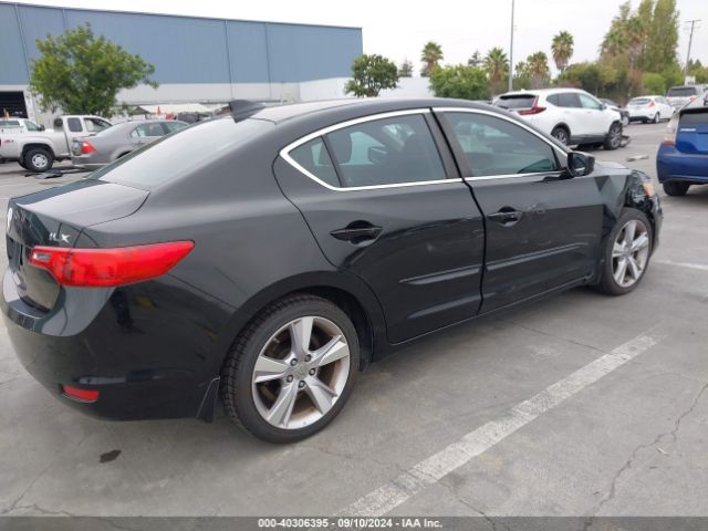 Photo 3 VIN: 19VDE1F33FE005874 - ACURA ILX 