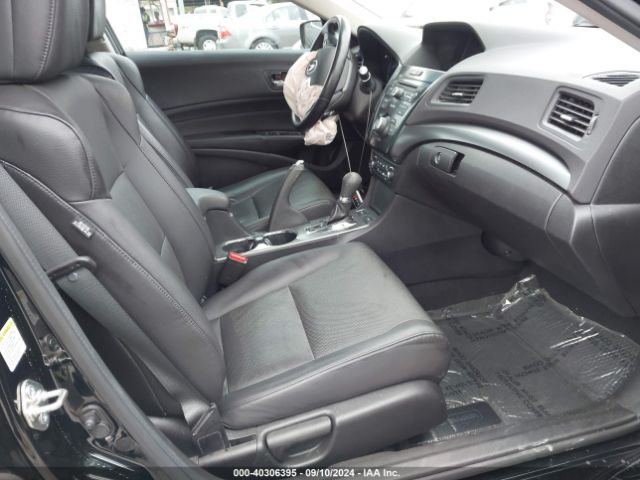 Photo 4 VIN: 19VDE1F33FE005874 - ACURA ILX 