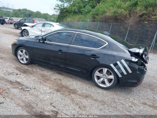 Photo 2 VIN: 19VDE1F33FE008824 - ACURA ILX 