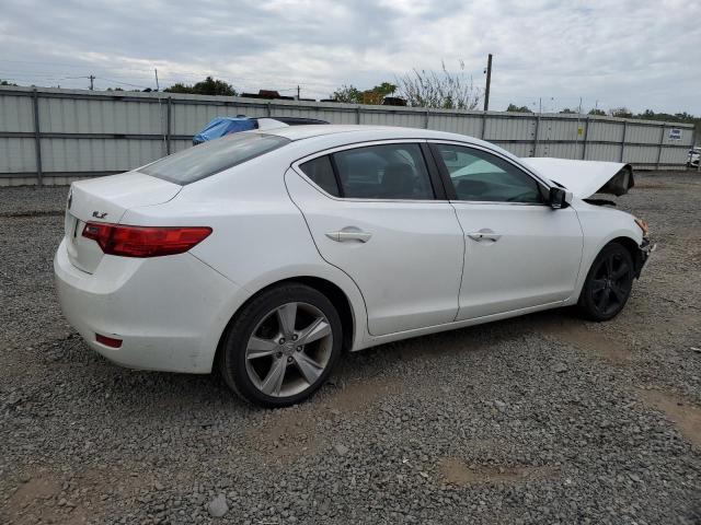 Photo 2 VIN: 19VDE1F35FE002989 - ACURA ILX 20 