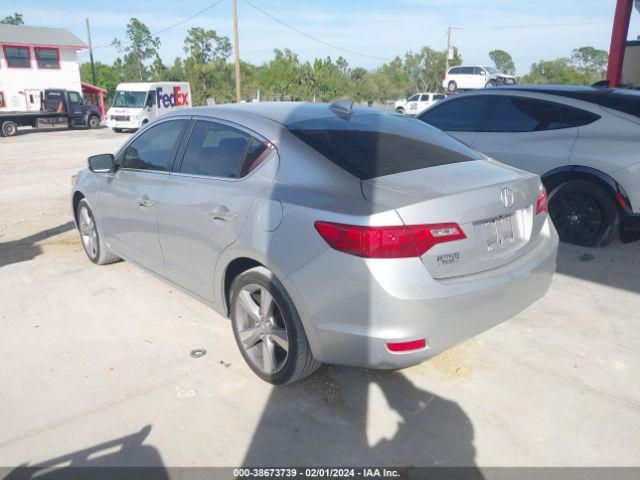 Photo 2 VIN: 19VDE1F35FE004838 - ACURA ILX 