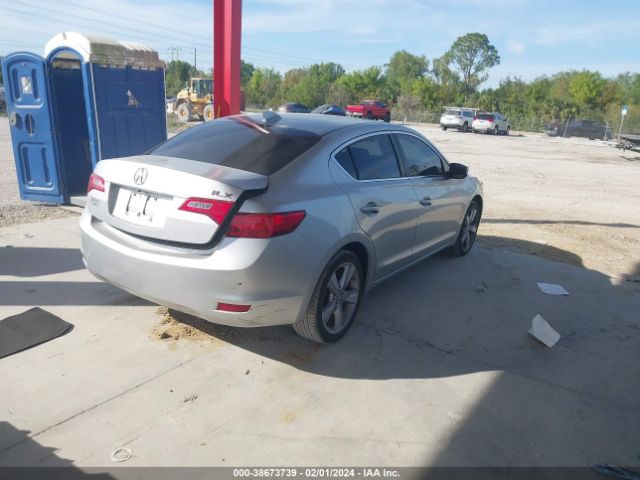 Photo 3 VIN: 19VDE1F35FE004838 - ACURA ILX 