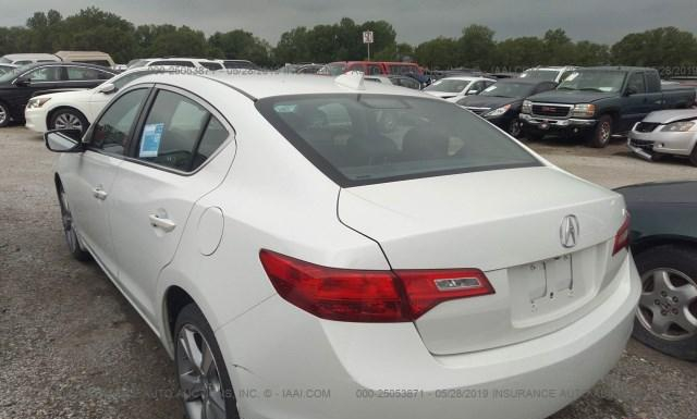 Photo 2 VIN: 19VDE1F35FE006556 - ACURA ILX 