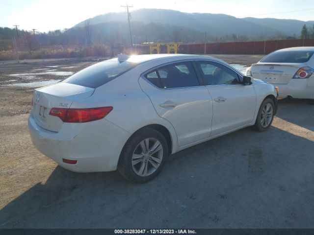 Photo 3 VIN: 19VDE1F36DE020446 - ACURA ILX 