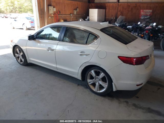 Photo 2 VIN: 19VDE1F37FE001018 - ACURA ILX 