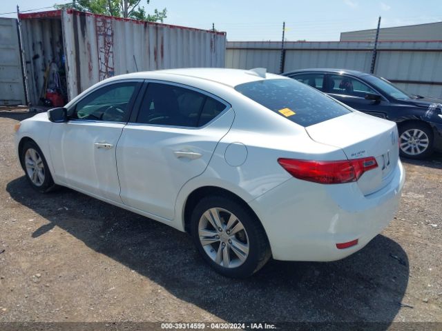 Photo 2 VIN: 19VDE1F38DE018326 - ACURA ILX 