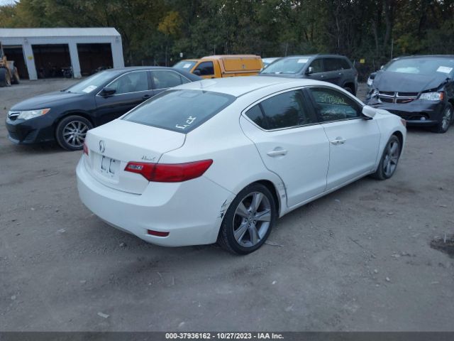 Photo 3 VIN: 19VDE1F38EE004346 - ACURA ILX 