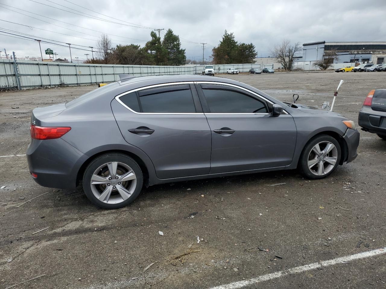 Photo 2 VIN: 19VDE1F38FE009953 - ACURA ILX 