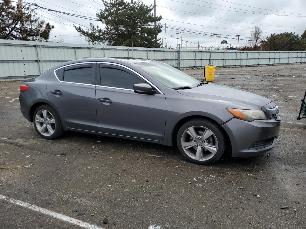 Photo 3 VIN: 19VDE1F38FE009953 - ACURA ILX 