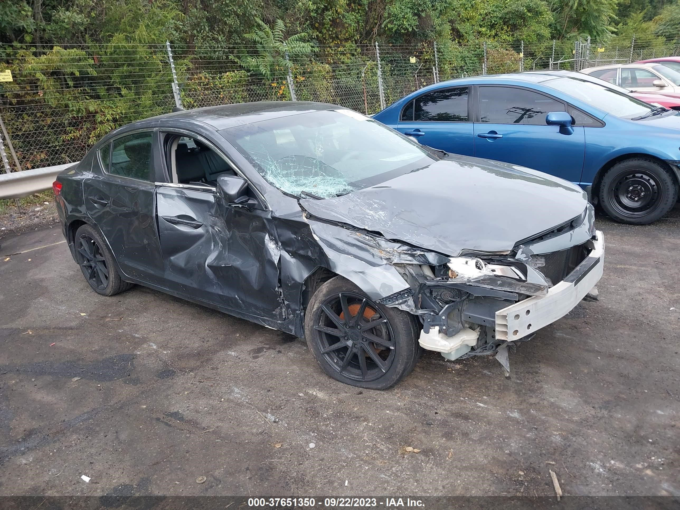 Photo 0 VIN: 19VDE1F39EE002038 - ACURA ILX 