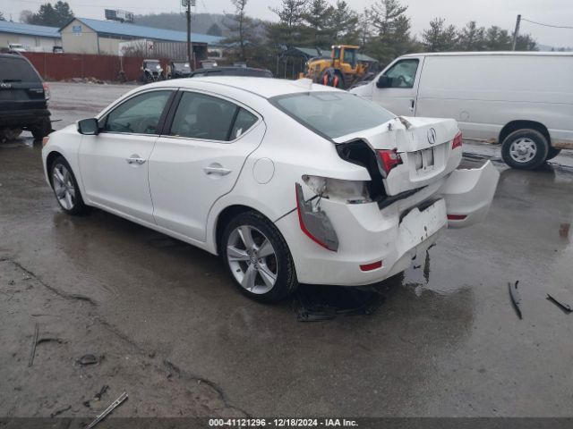 Photo 2 VIN: 19VDE1F39FE001781 - ACURA ILX 