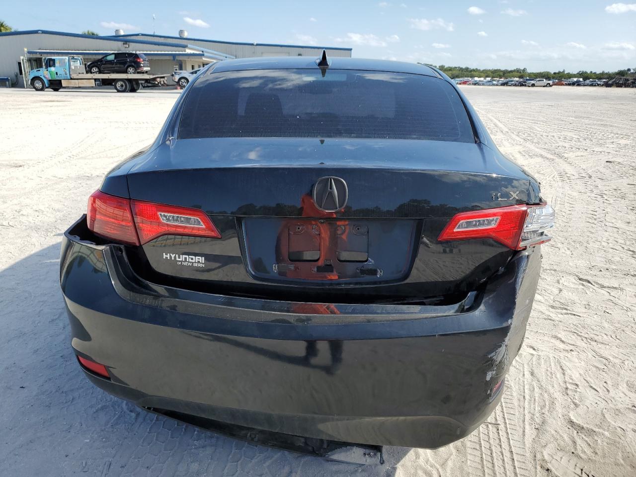 Photo 5 VIN: 19VDE1F51DE021814 - ACURA ILX 