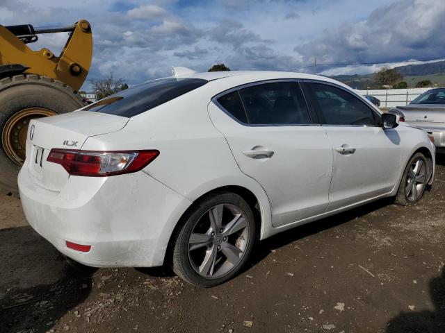 Photo 2 VIN: 19VDE1F53DE013567 - ACURA ILX 