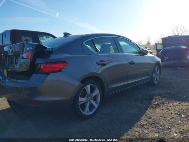 Photo 3 VIN: 19VDE1F53EE004644 - ACURA ILX 