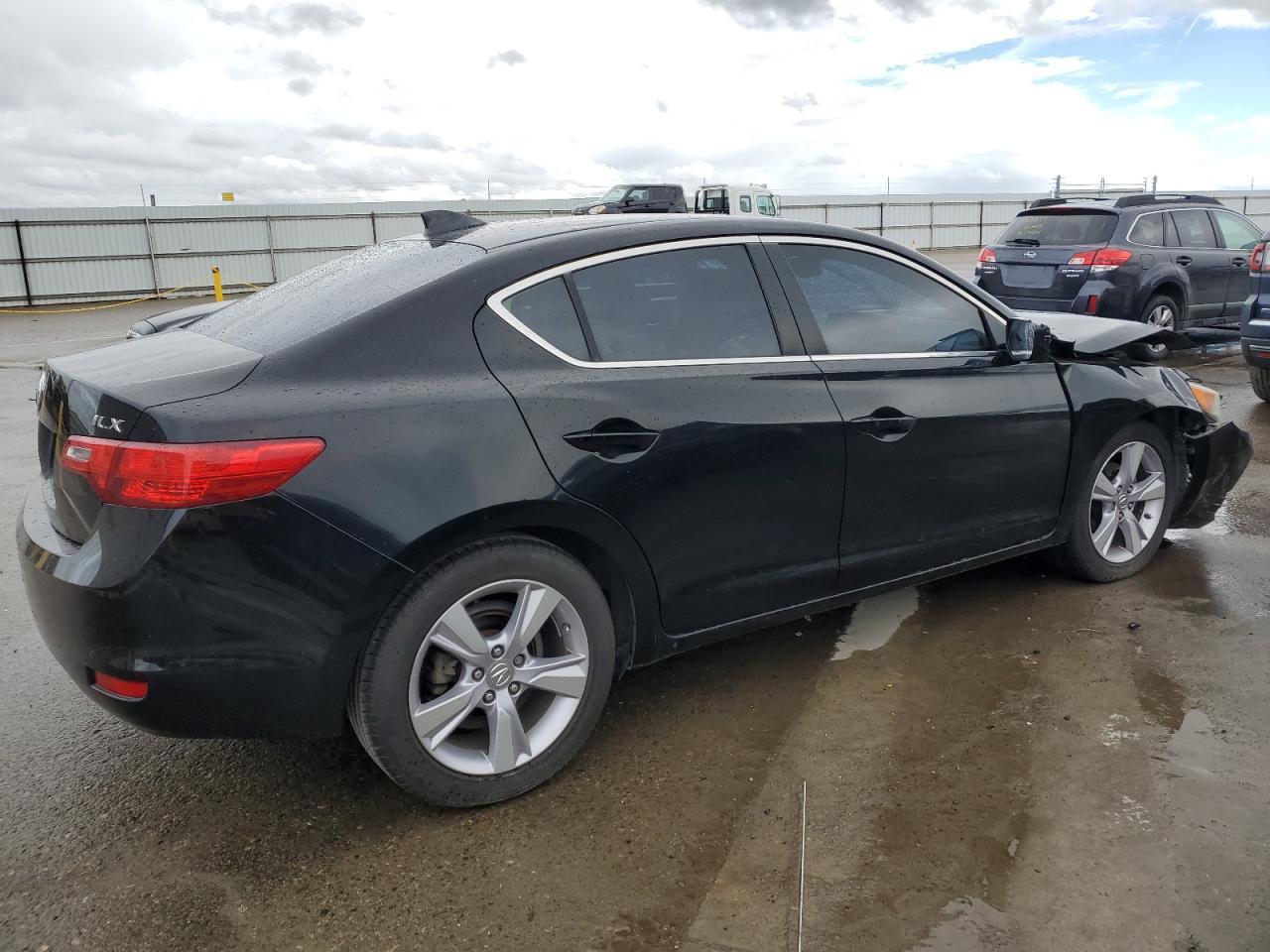 Photo 2 VIN: 19VDE1F54FE009899 - ACURA ILX 