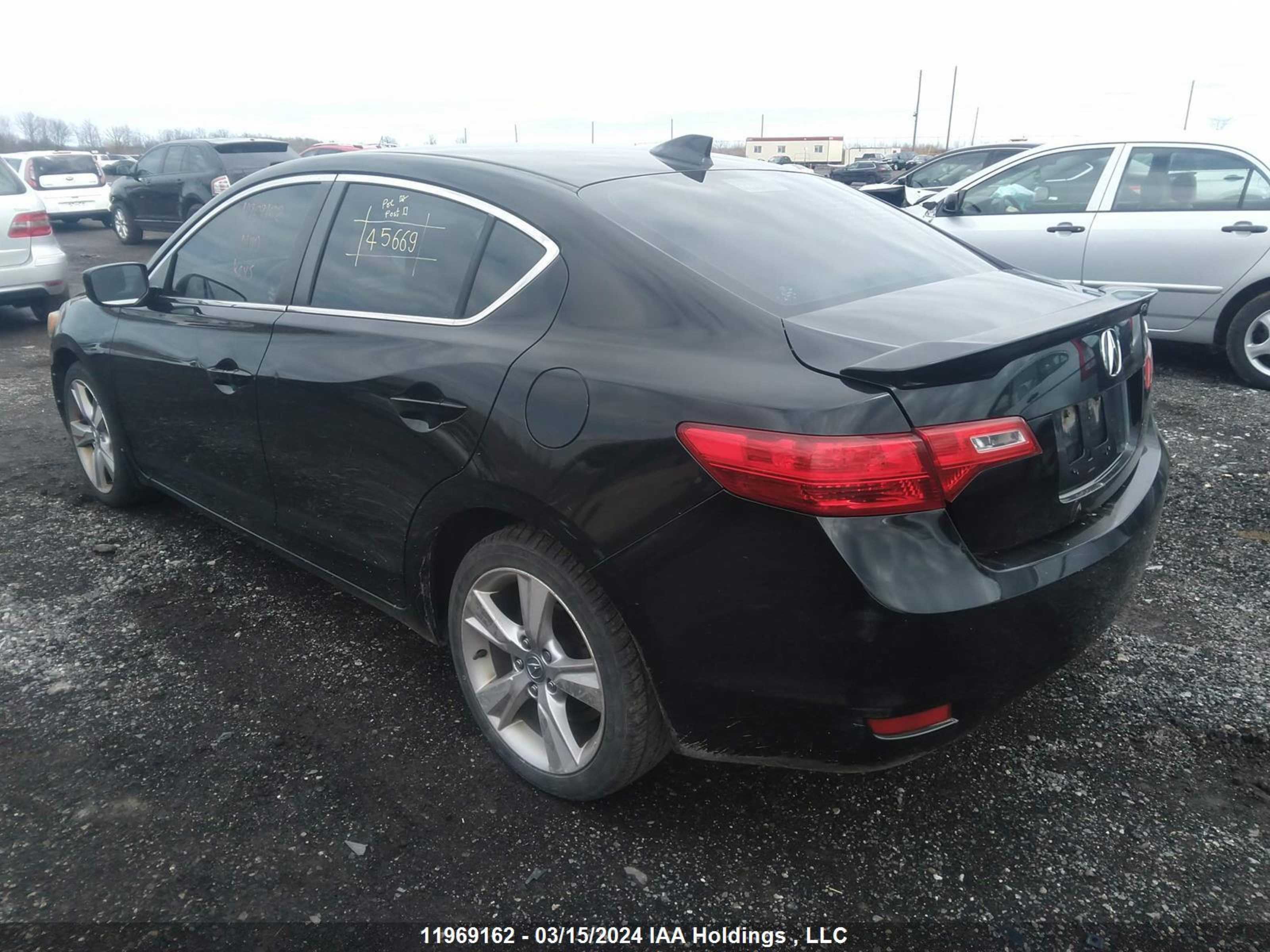 Photo 2 VIN: 19VDE1F56DE401733 - ACURA ILX 