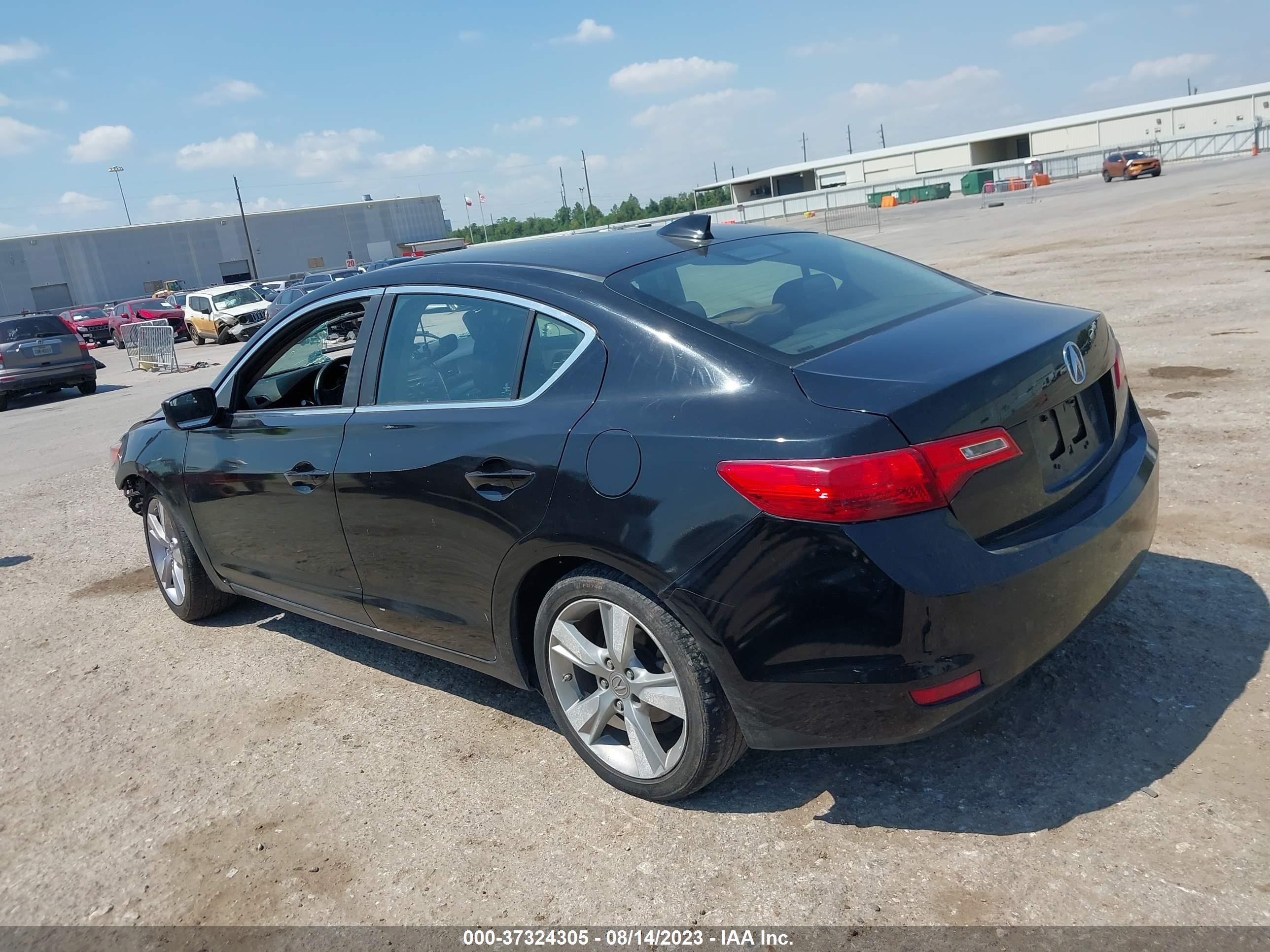 Photo 2 VIN: 19VDE1F57DE013698 - ACURA ILX 