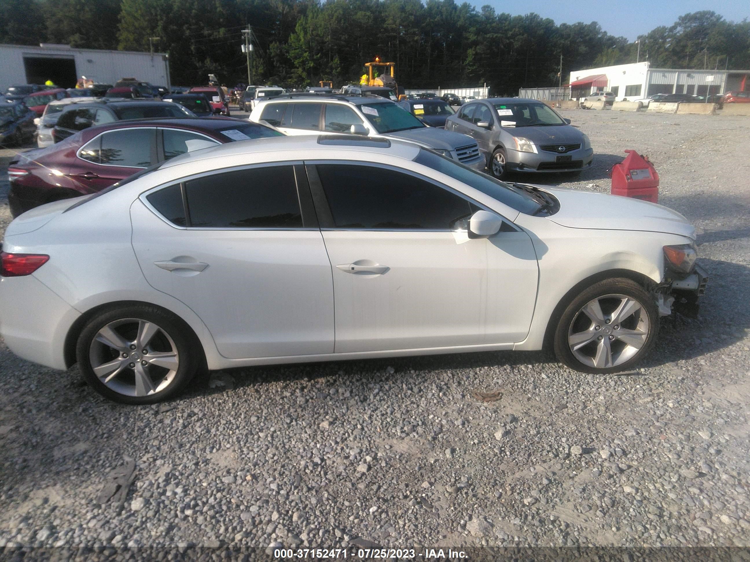 Photo 12 VIN: 19VDE1F57DE021607 - ACURA ILX 