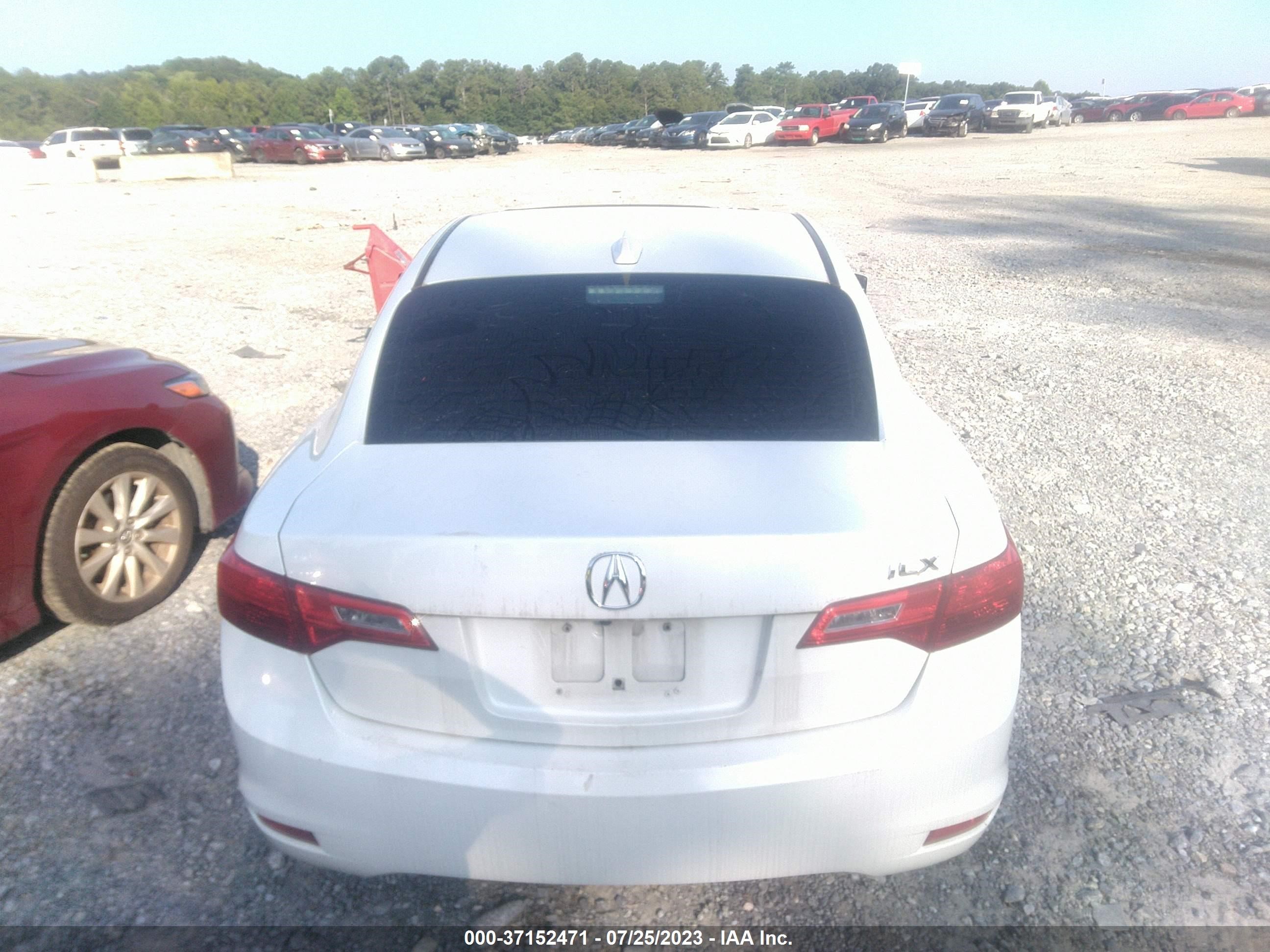 Photo 15 VIN: 19VDE1F57DE021607 - ACURA ILX 