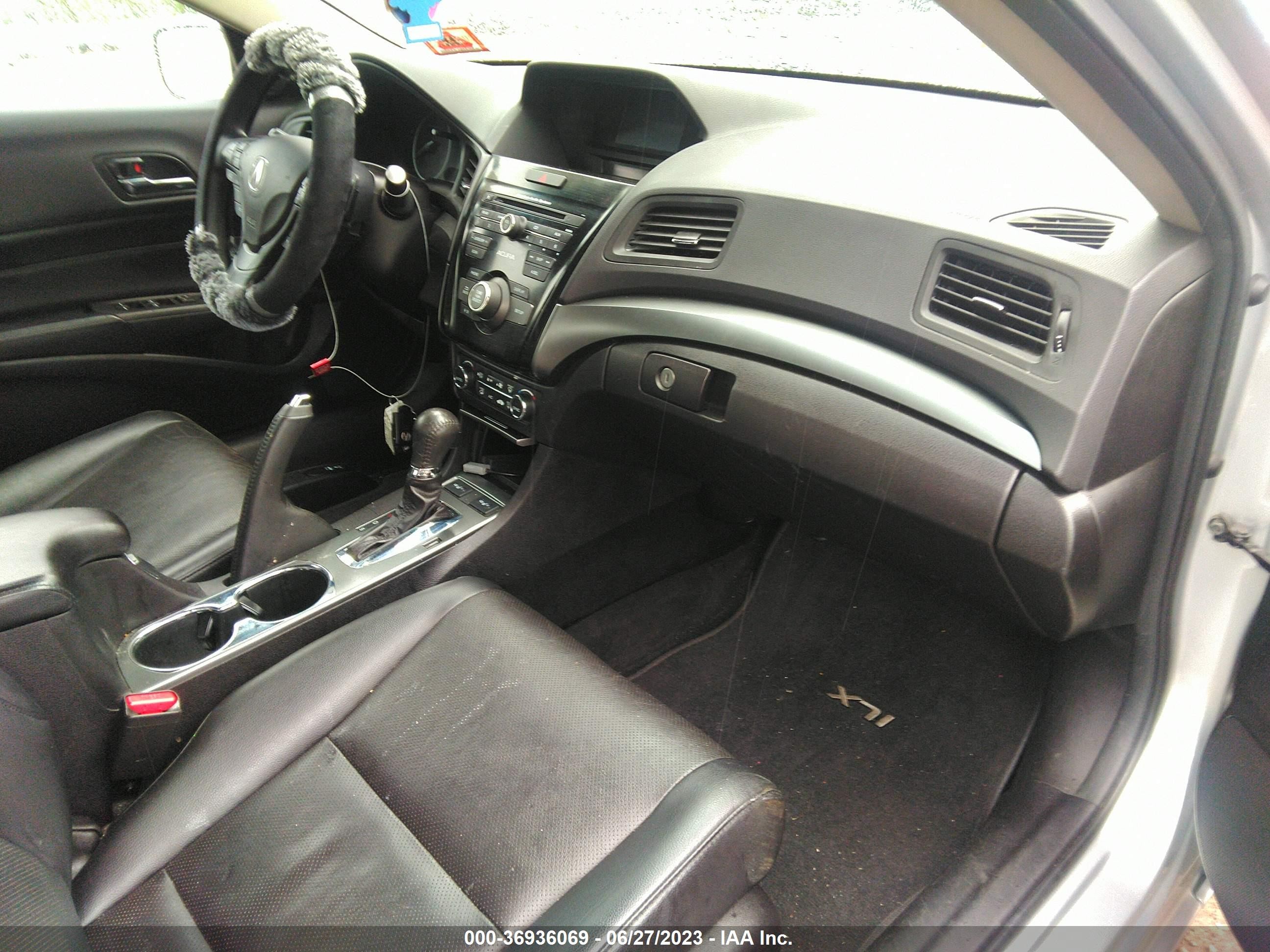 Photo 4 VIN: 19VDE1F5XDE022301 - ACURA ILX 