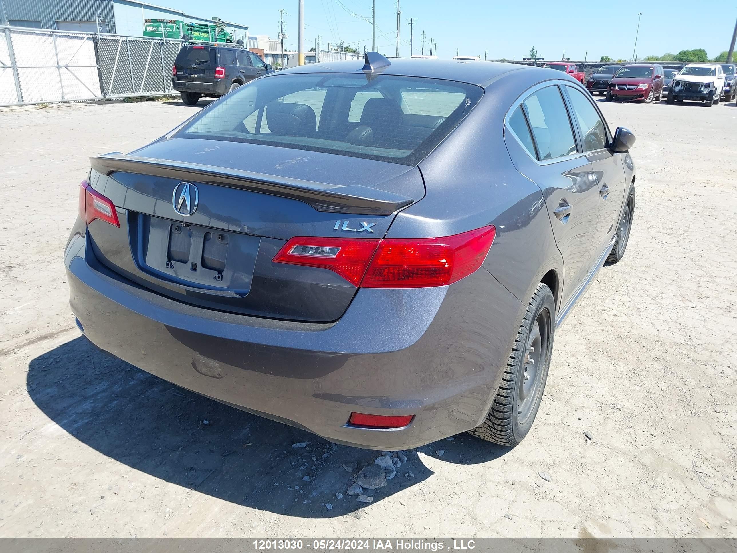 Photo 3 VIN: 19VDE1F5XFE400930 - ACURA ILX 