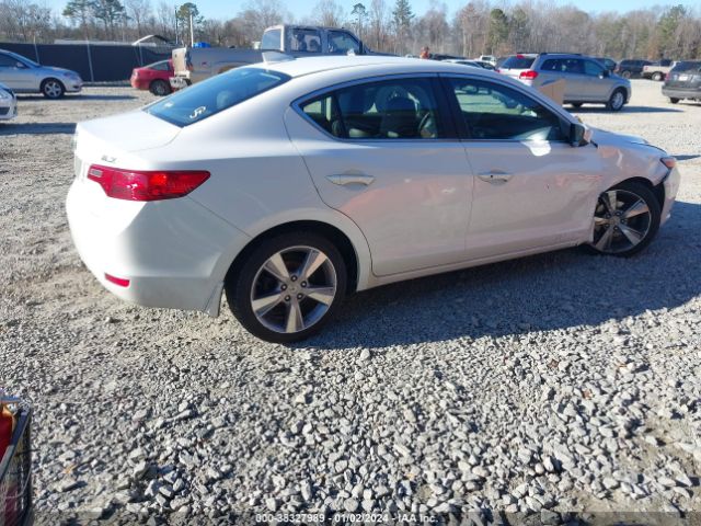 Photo 3 VIN: 19VDE1F72DE008118 - ACURA ILX 