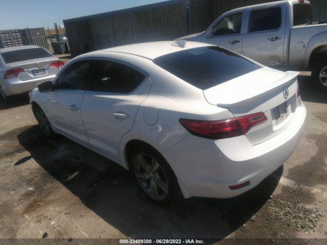 Photo 2 VIN: 19VDE1F72FE001088 - ACURA ILX 