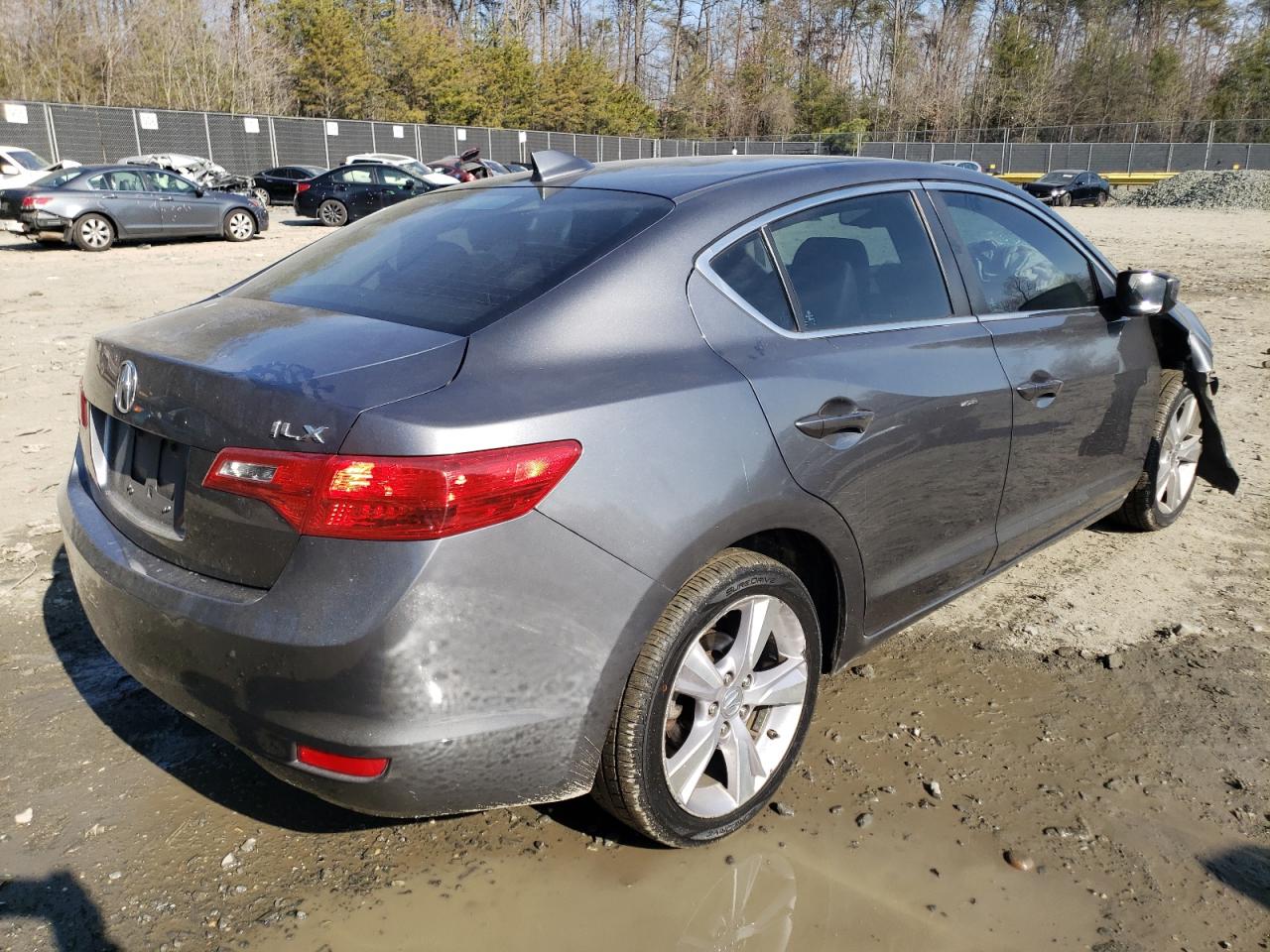 Photo 2 VIN: 19VDE1F73DE018768 - ACURA ILX 